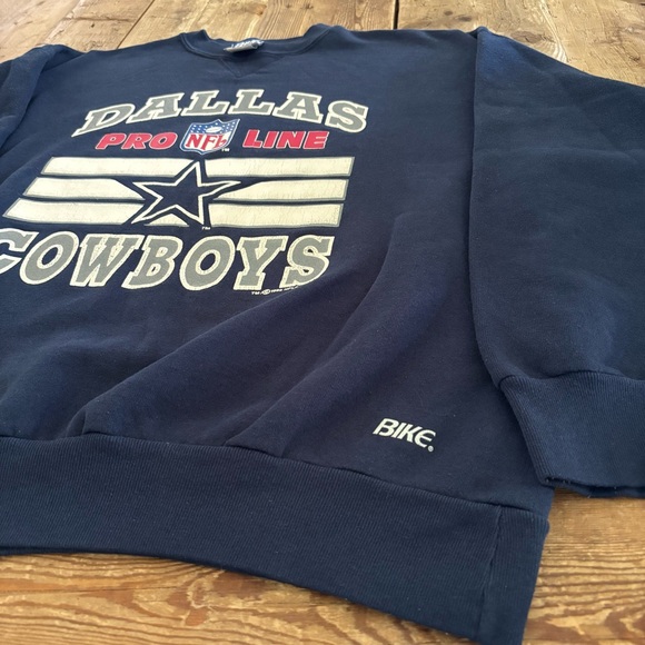 Vintage 90s Dallas Cowboys Pro Line Crewneck Sweatshirt 
Tagged XL - Picture 2 of 10